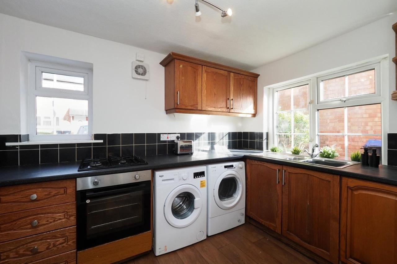 Home In Wellesbourne - Contractors - Families - Reduced Rates Εξωτερικό φωτογραφία